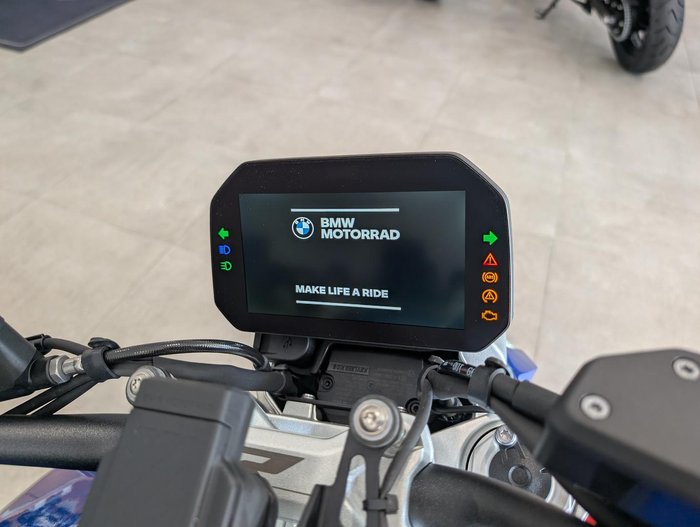 2025 BMW Motorrad R 1300 R Exclusive R 1300 Blue