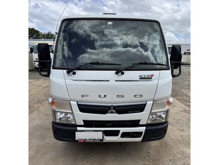 2022 Mitsubishi Canter 615