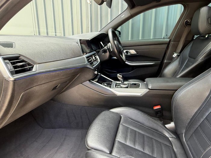 2022 BMW 3 Series 330i M Sport G20 Black Sapphire