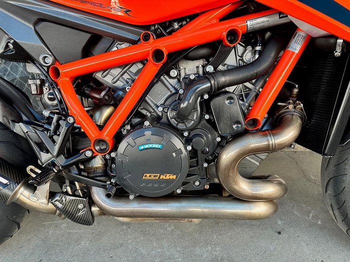 2020 KTM 1290 Super Duke R Super Duke Orange