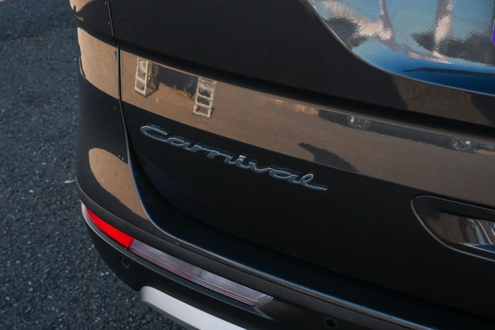 2021 Kia Carnival S