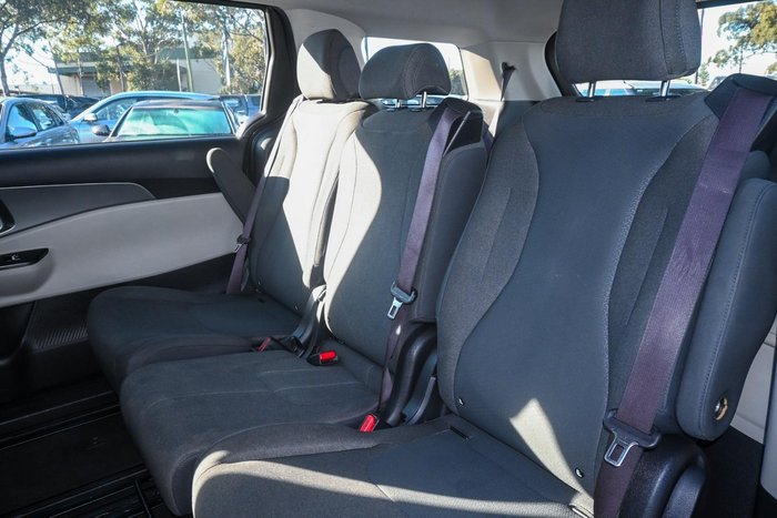 2021 Kia Carnival S
