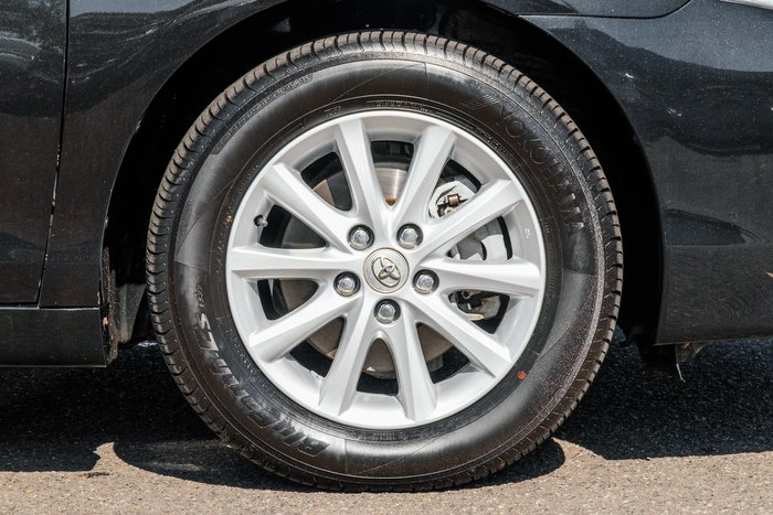 2011 Toyota Camry Hybrid Luxury