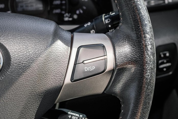 2011 Toyota Camry Hybrid Luxury