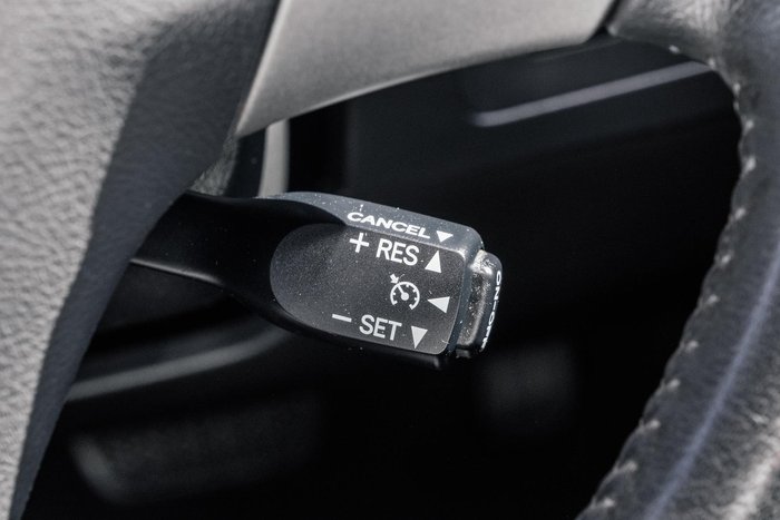 2011 Toyota Camry Hybrid Luxury