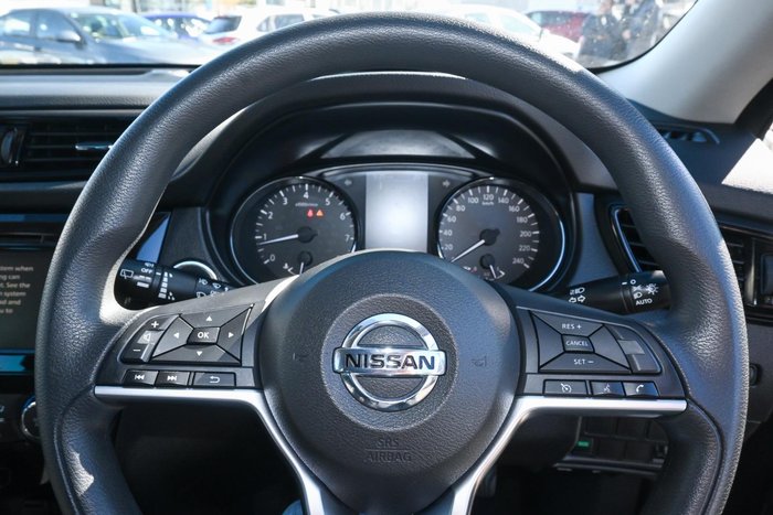 2022 Nissan X-TRAIL ST