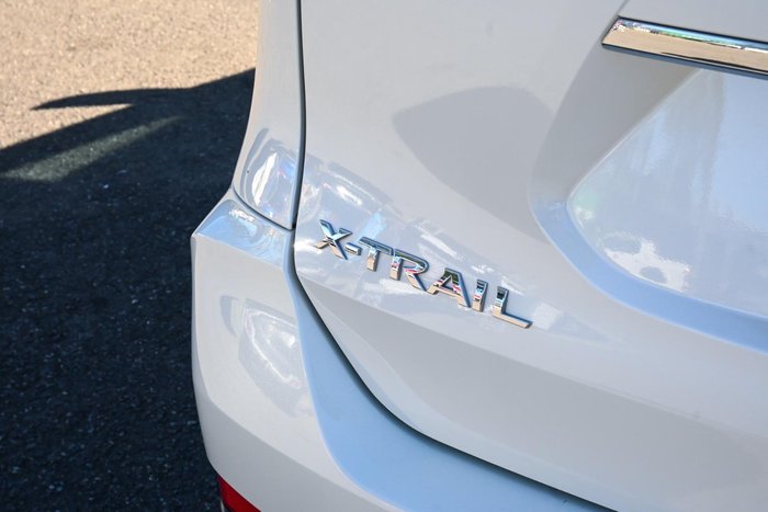 2022 Nissan X-TRAIL ST