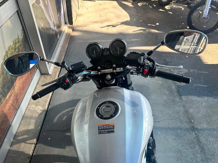 2016 Yamaha XJR1300 XJR Silver