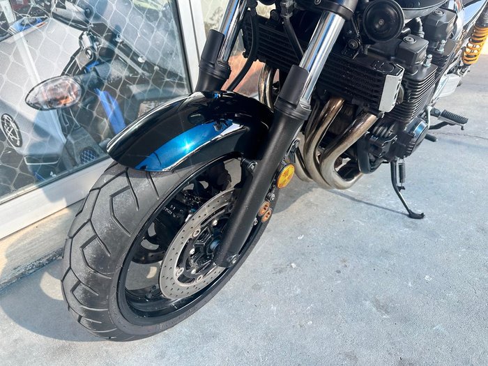 2016 Yamaha XJR1300 XJR Silver