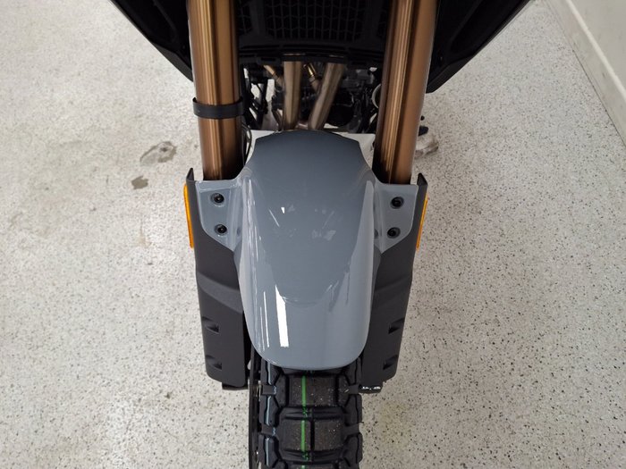 2025 CFMOTO 450 MT grey