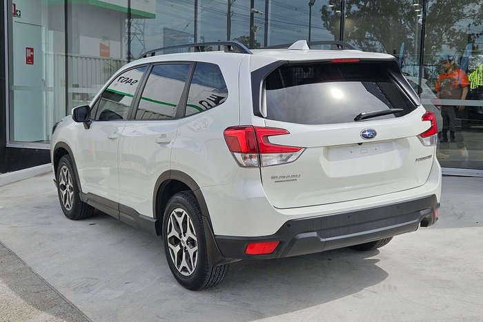 2021 Subaru Forester 2.5i