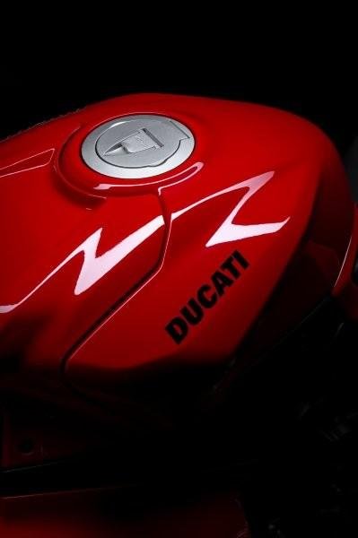 2025 Ducati Panigale V2 S Panigale Red