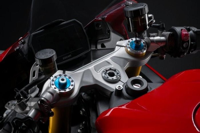 2025 Ducati Panigale V2 S Panigale Red