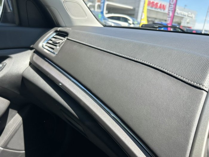 2013 HOLDEN COMMODORE International