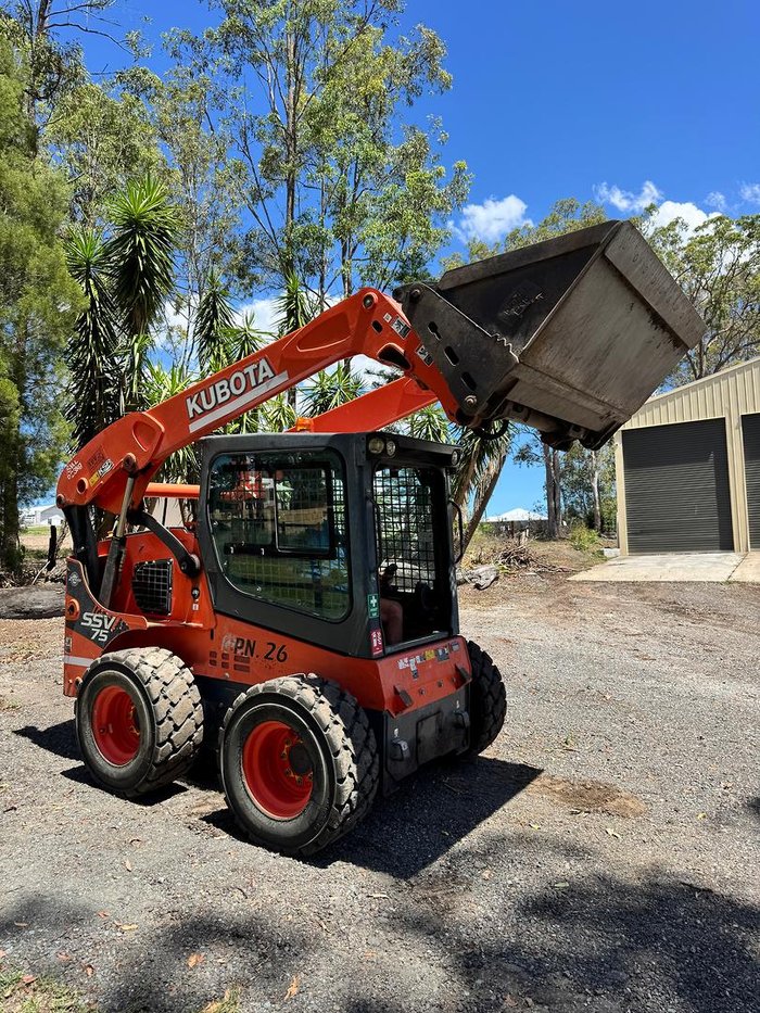 Kubota Ssv75