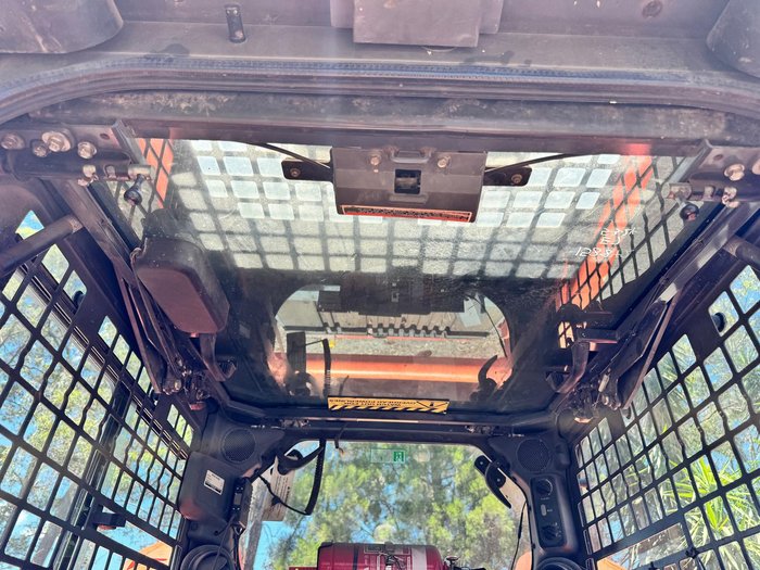 Kubota Ssv75