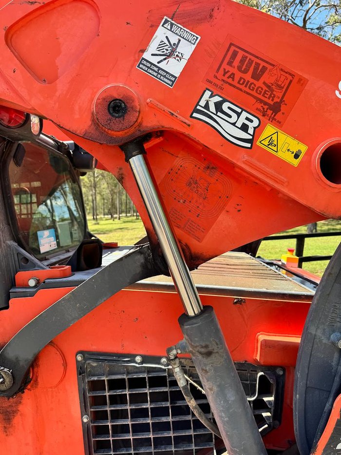 Kubota Ssv75