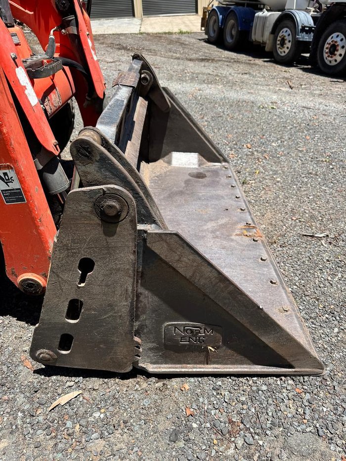 Kubota Ssv75