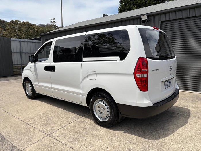 2016 Hyundai iLoad TQ3-V Series II MY16 Creamy White
