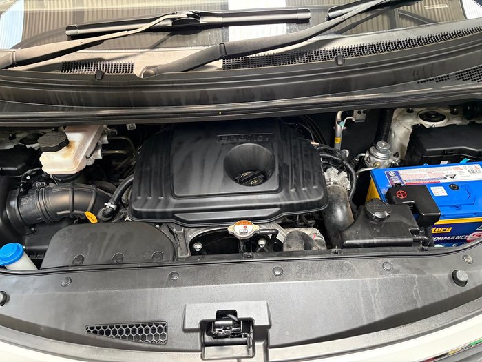 2016 Hyundai iLoad TQ3-V Series II MY16 Creamy White