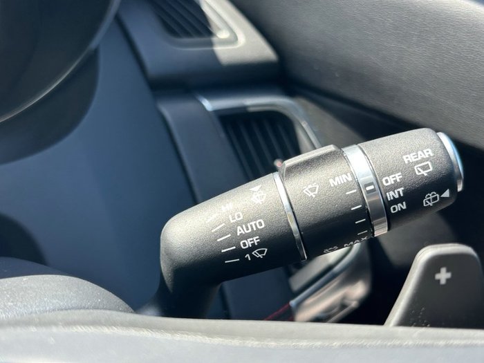 2020 JAGUAR E-PACE P250 CHEQUERED FLAG