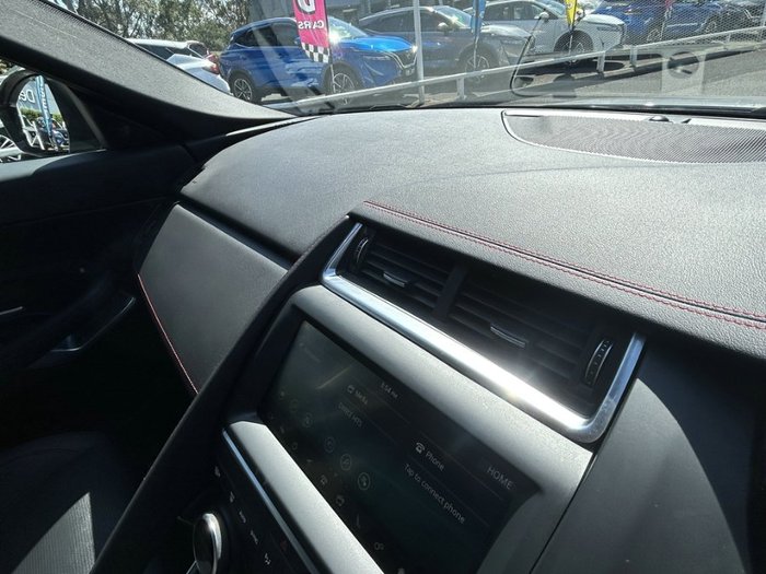 2020 JAGUAR E-PACE P250 CHEQUERED FLAG