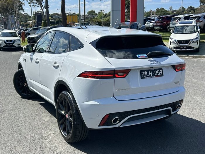 2020 JAGUAR E-PACE P250 CHEQUERED FLAG