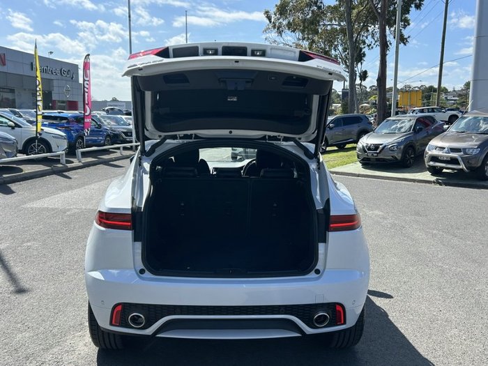 2020 JAGUAR E-PACE P250 CHEQUERED FLAG