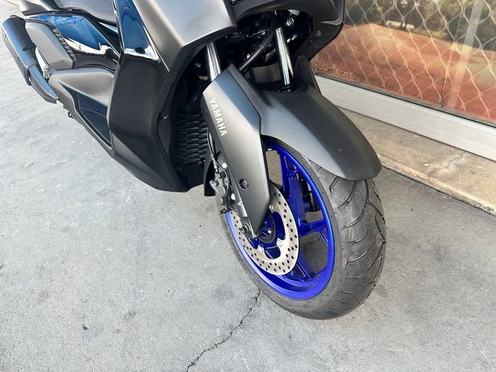 2024 Yamaha XMAX 300 (CZD300A) XMAX Black