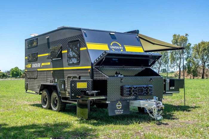 2025 Union RV 18Ht3