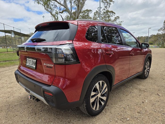 2023 Suzuki S-Cross Plus