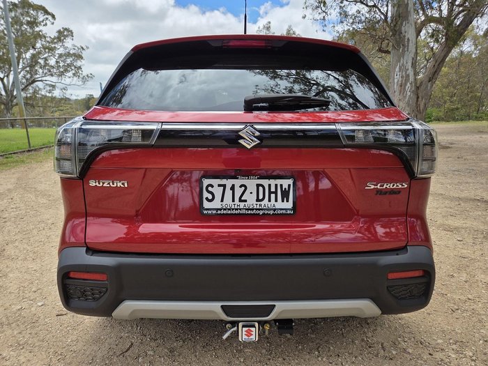 2023 Suzuki S-Cross Plus