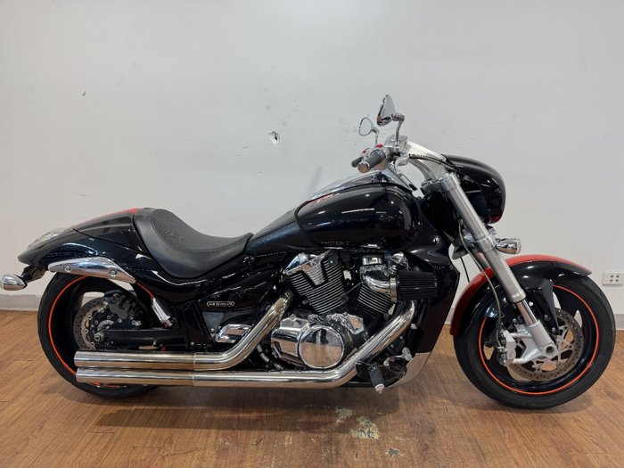 2011 Suzuki VZR 1800 BOULEVARD (M109R) Black