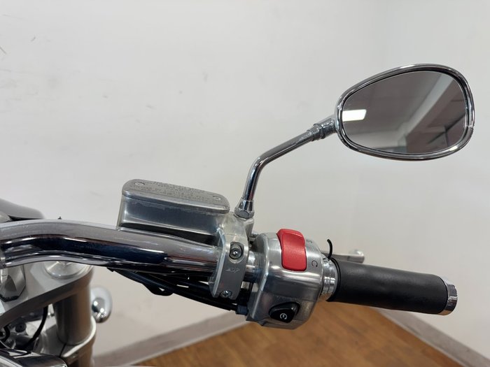 2011 Suzuki VZR 1800 BOULEVARD (M109R) Black