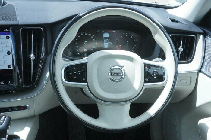 2017 Volvo XC60 T5 Inscription