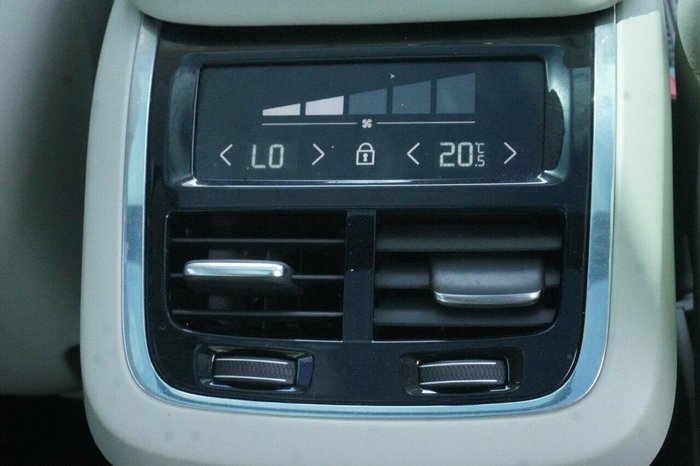 2017 Volvo XC60 T5 Inscription