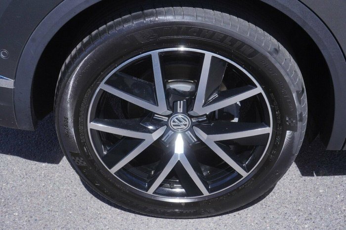 2019 Volkswagen Touareg 190TDI Launch Edition