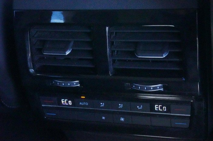 2019 Volkswagen Touareg 190TDI Launch Edition