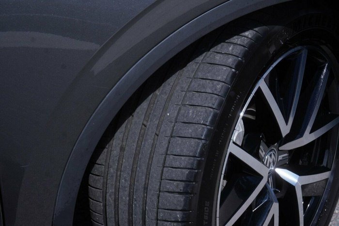 2019 Volkswagen Touareg 190TDI Launch Edition