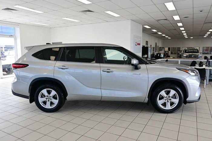 2023 Toyota Kluger GX