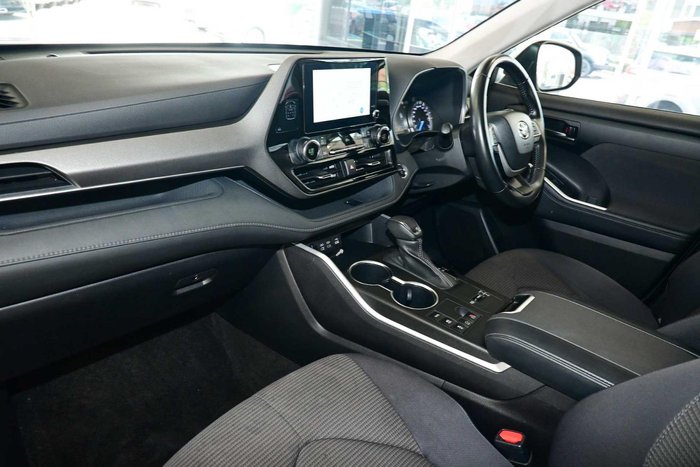 2023 Toyota Kluger GX