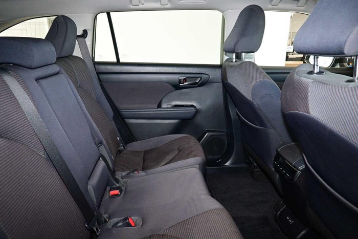 2023 Toyota Kluger GX