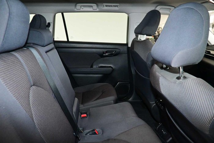 2023 Toyota Kluger GX