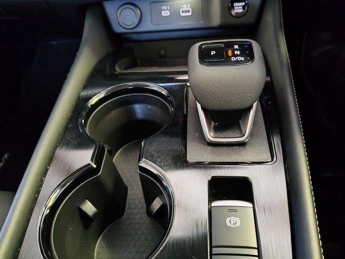 2024 Nissan X-TRAIL ST-L T33 MY25 4X4 On Demand Gold