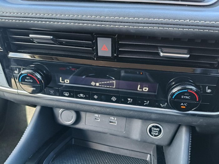 2024 Nissan X-TRAIL ST-L