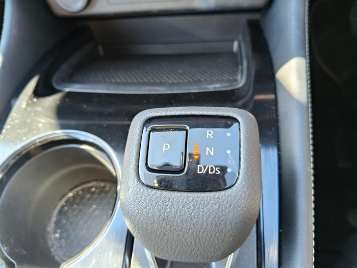 2024 Nissan X-TRAIL ST-L