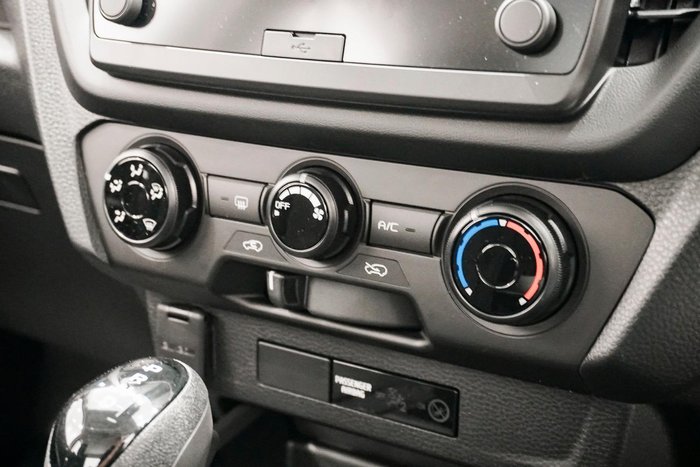 2025 Isuzu D-MAX X-RIDER