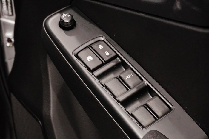 2025 Isuzu D-MAX X-RIDER