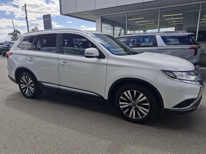 2019 Mitsubishi Outlander LS