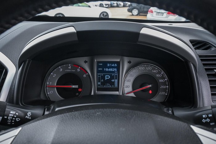 2015 Isuzu MU-X LS-T